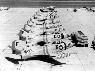 F9F_Panthers_of_ATU-206_at_NAS_Pensacola_1956.jpg